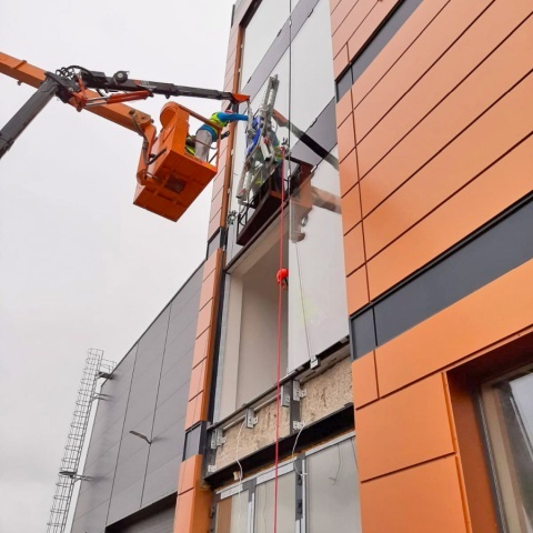 Systèmes de châssis sans cadre pour clôtures de balcon, le producteur de la Pologne