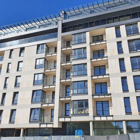 Systèmes de châssis sans cadre pour clôtures de balcon, le producteur de la Pologne